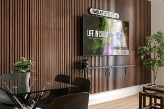 2 Bedroom Apartment in Harley Street - 4