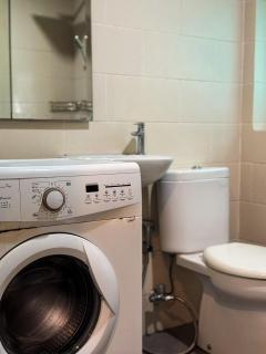Apt Pejaten Park 2BR Abalone With Pool - Jakarta - 9