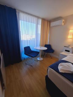Beach View Bliss Apartment - Angisa - 5
