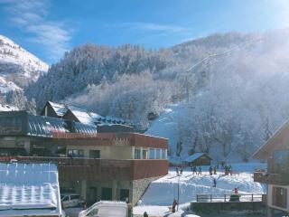 Studio cabine 4 pers 3* exposé Sud-Est avec balcon - FR-1-263-61 - 3