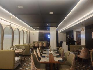 VV's Lakshmi Inn - Thekkumkara - 8