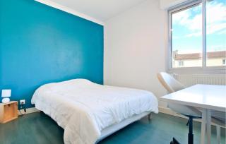 4 Bedroom Cozy Apartment In Périgueux - Périgueux - 4