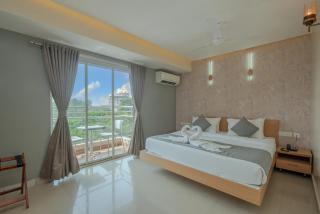 Hotel Shoolin Grand - 4