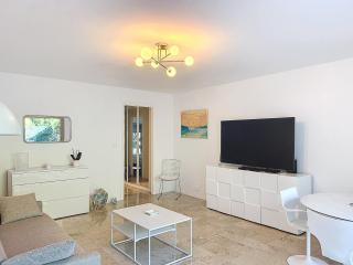 A deux pas des plages piscine 346L FRANCHI - Cannes - 8