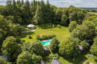 FORET TOTEM - Hébergements nature et bien-être en pleine forêt - 5