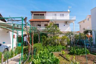 Apartments Neve - Vodice - 0