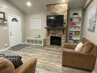 Blue Bird Cottage - Bandera - 0