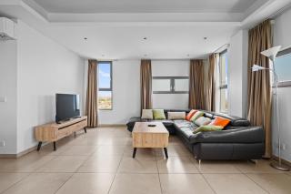 Ocean View Apartment In Popular Osu 3BR - Accra - 8