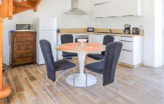 Amazing Home In Runan With Wifi - Runan - 7