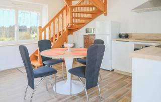 Amazing Home In Runan With Wifi - Runan - 6