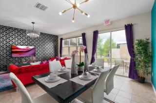 SUPER FUN- COLORs Gameroom LAKEVIEWs & SLEEPs 13 - 7