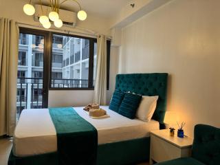 14102 Shore 2 Residences Cozy 1BR with Balcony by Prime Stay - Manila - 9