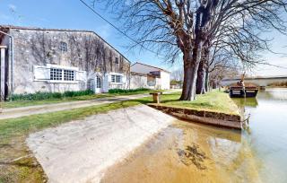 The River House - - 8