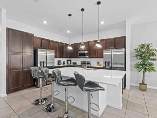 Super Huge- 12BD 12BAs - Sleeps 38 - Kissimmee - 8
