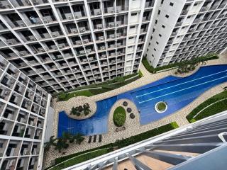 Shore 2 Residences Cozy Room 7106 Facing Pool near SM Mall of Asia by Prime Stay - Manila - 1