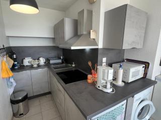 SUNSET Charmant T2 avec coin cabine vue mer piscine Rochelongue Cap d'Agde - 7