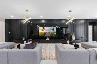 SUPER FANCY- 15BDR 17BAs HUGE 7 000SQFT HOME - 9