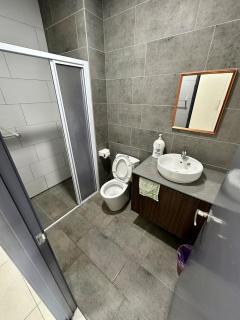 Podium Premium 4 Bed Room - Kuching - 4