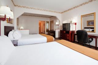 Holiday Inn Express Hotel & Suites Hiawassee by IHG - Hiawassee - 1