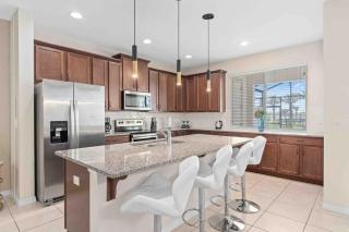 SUPER NICE- w POOL GYM & AMENITIEs - 4