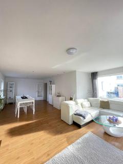 Renoviertes Haus in Ochtendung im Altbau-Flair für 10 Personen! - Ochtendung - 0