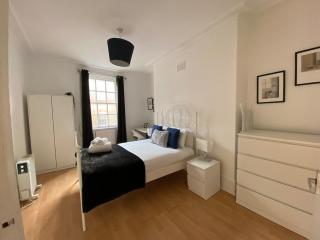 Lovely 2 bed flat in SOHO! - London - 6