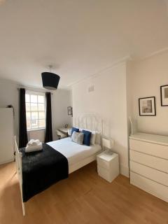 Lovely 2 bed flat in SOHO! - London - 7
