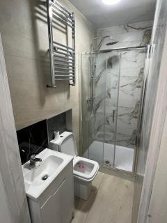 Good Priced Single Rooms in East Acton - Londra - 2