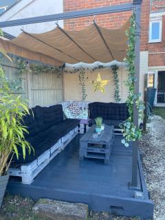 Isle 2-Bed Retreat- Sleeps 4 Garden & Games Room - 9