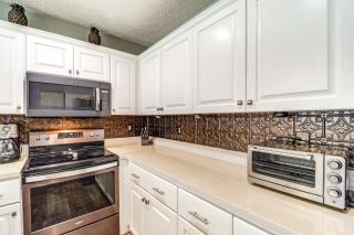 6 Mi to Skiing Mtn-View Condo in Seven Devils - 2