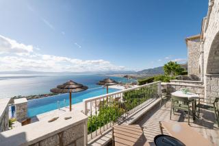 Petra Thea - Kalamata - 2