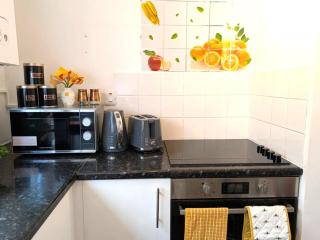 Spacious & Cozy Studio - mins from Central London and Wembley - - 9