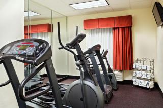 Holiday Inn Express Hotel & Suites Knoxville-North-I-75 Exit 112 by IHG - Knoxville - 9