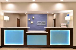 Holiday Inn Express Hotel & Suites Cincinnati-Blue Ash by IHG - Blue Ash - 3