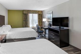 Holiday Inn Express Hotel & Suites Cincinnati-Blue Ash by IHG - 1