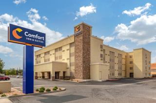 Comfort Inn & Suites Albuquerque Downtown - Albuquerque - 9
