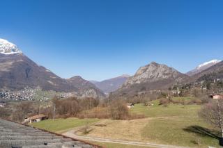Spacious mountain view attic apartment - Barzio - 8
