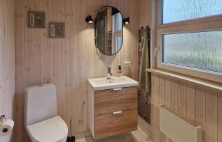 Four-Bedroom Holiday Home In Hemmet - 3