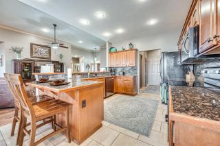 Spacious Branson West Retreat Pool and Golf Access! - Branson West - 9