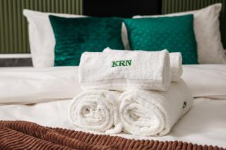 Kronsmart Apartment: Cozy Fireplace & Free Parking - 6