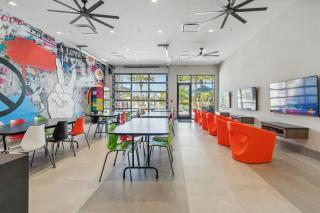SUPER CIELO - 12BDR 11BAs - FUN THEME w POOL - Orlando - 4