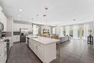 SUPER BOHO 90 - 10BDR - LOFT POOL AMENITIEs - 2