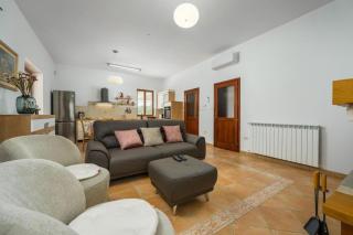 Holiday house Lera Rovinj, with football field, sauna, jacuzzi - Rovinj - 1