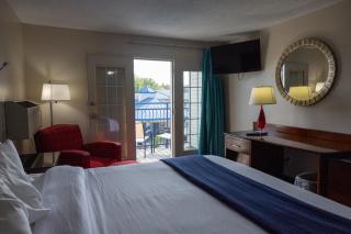 Islander Inn - Put-in-Bay - 8