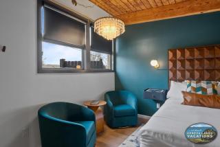 The Eastpoint Suite #1 - Lake Geneva - 7