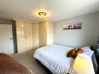 Cosy Guest House, Langley, Slough - 3