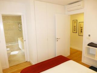 Charming Lisbon equipped AC lift parking 4p - 0