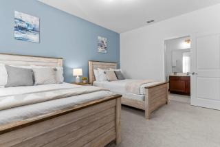 SUPER GIANT - 12BD 12BAs - SLEEP 38 & NEAR DiSNEY - 1