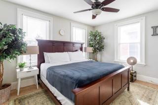 Revamped 3BR Apt with Easy Check-In Family-Friendly - Bridgeport - 9