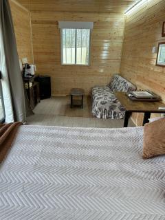 Farm stay cabin in the woods - - 1